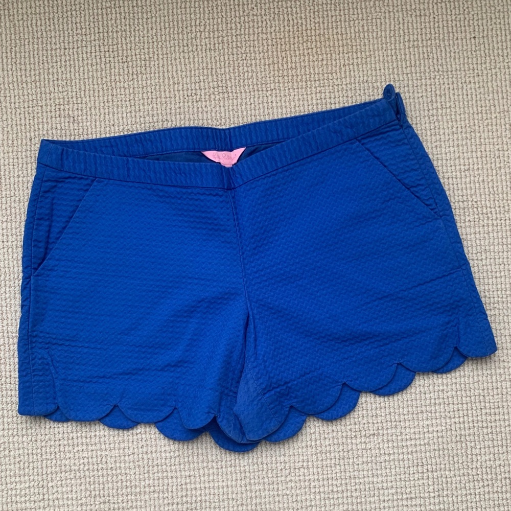 Lilly Pulitzer Blue Scallop Hem Shorts